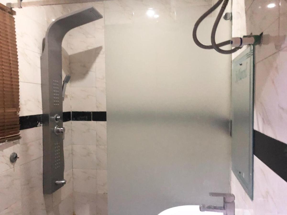 Six Diamond Hotel Ikeja Luaran gambar